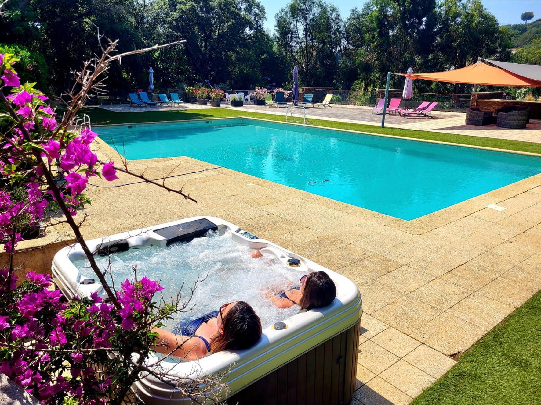La Villa Romeo, Piscine Et Spa Сент-Максим Экстерьер фото